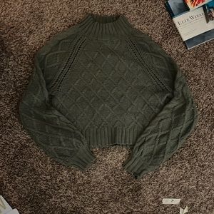 American Eagle sweater